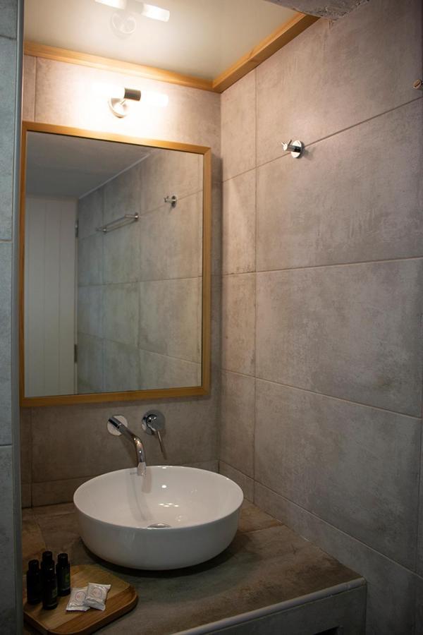 Agnadema Luxury Residences Schoinoussa エクステリア 写真