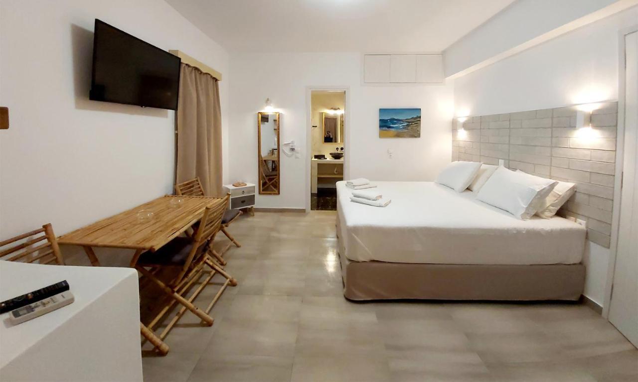Agnadema Luxury Residences Schoinoussa エクステリア 写真