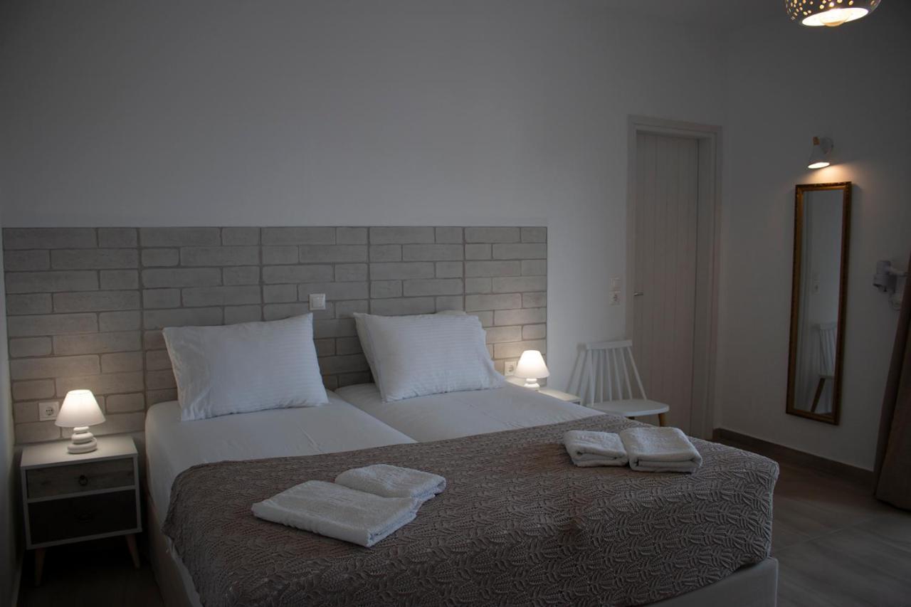 Agnadema Luxury Residences Schoinoussa エクステリア 写真