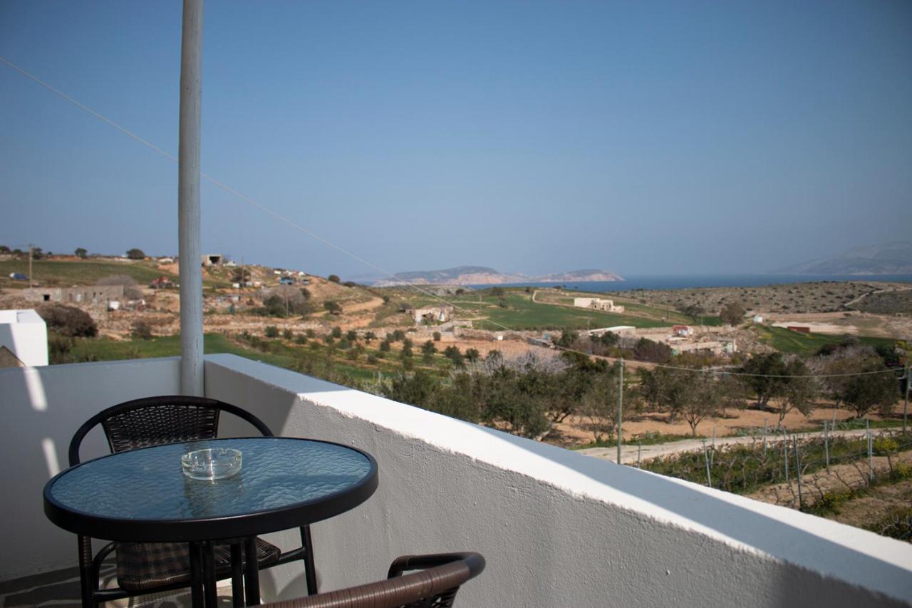 Agnadema Luxury Residences Schoinoussa エクステリア 写真